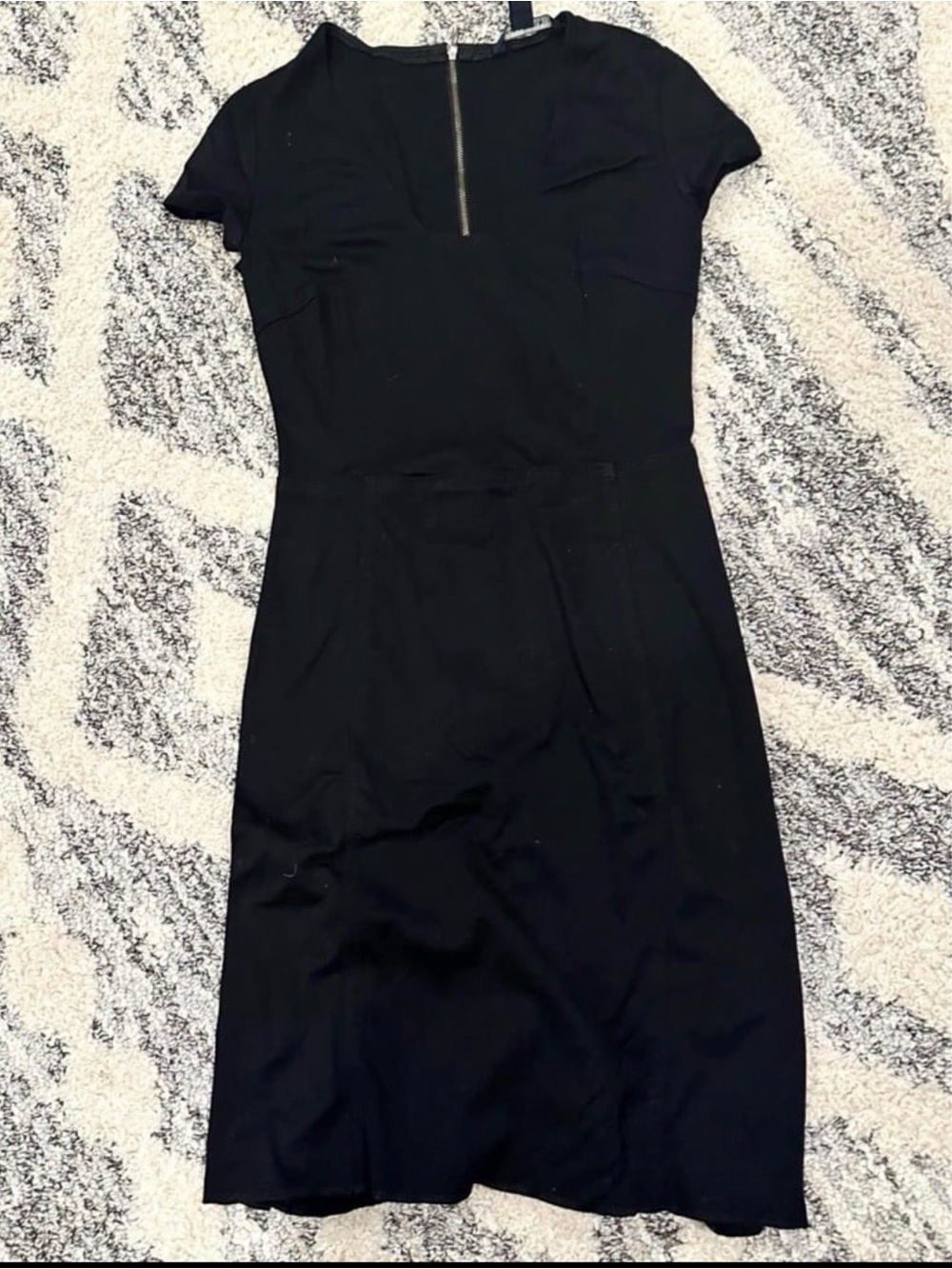 Banana Republic Black Short-Sleeve Sheath Dress with Zip